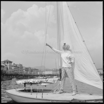Lugano, Mannequin mit Segelschiff