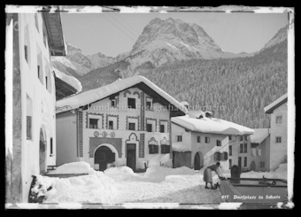 Dorfplatz im Winter