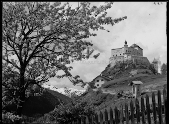 Schloss Tarasp