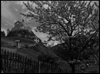 Schloss Tarasp, Sommer 1930