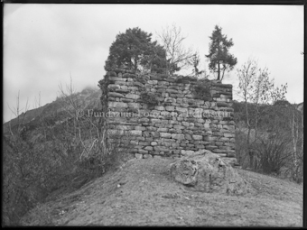 Cartatscha bei Truns Ruine