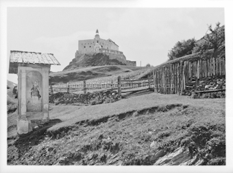 Schloss Tarasp mit Kapelle, alte Aufnahmen