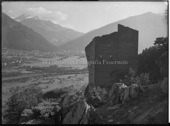 Schloss Haldenstein mit Chur