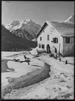Wintersonne Haus in Bos-cha (Poschia)