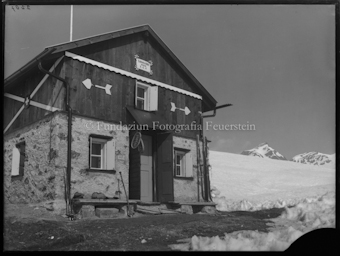 Schliverahütte mit Campatsch