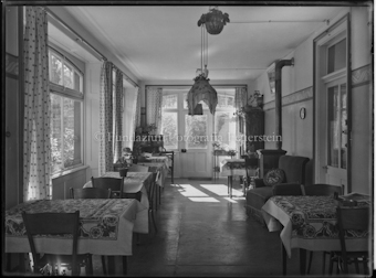 Monreal zwei Aufnahmen vor der Veranda