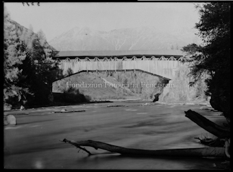 Zernez Flössvorrichtung mit Innbrücke