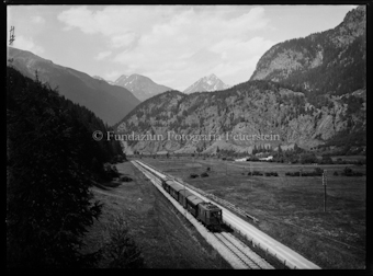Rhätische Bahn unter Zernez