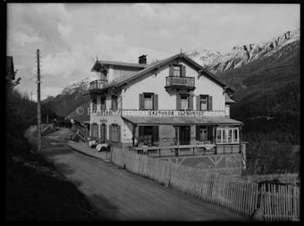 Alpenrose Pension zwei Platten