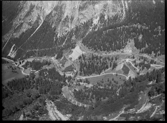 Preda Blick von der Alp ob Preda auf Bahnanlage