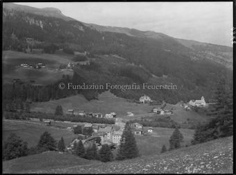 Churwalden mit Kirche, Lindenhof und Pradaschier
