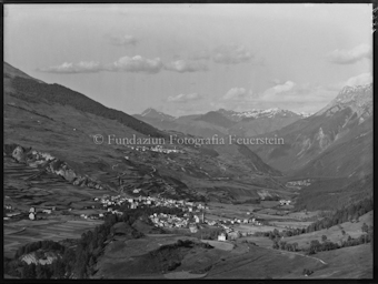 Blick von Kreuzberg gegen Scuol und Sent