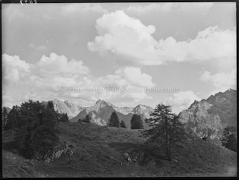 Ftan, auf dem Weg nach Laret (Lischanagruppe)