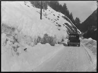 Weinberg Strada Lawinenzüge Aufnahme fuer Kanton