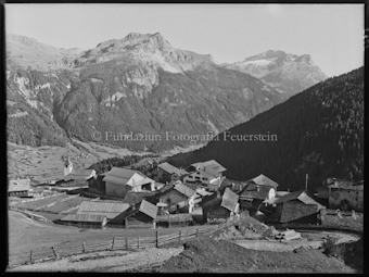 Wergenstein quer, Dorf