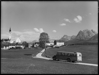 Autopost Scuol Ftan Blick auf Ftan