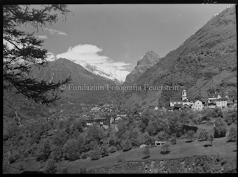 Tessin  Dangio Hintergrund Aquila gegen Monte Sosto