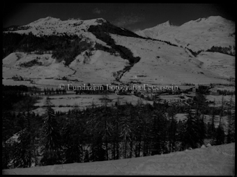 Scuol, Dorf, Winter