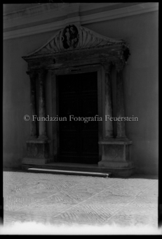 Gebäudeportal, Adriaküste