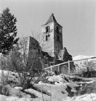 Zaun und Schnee auf dem Feld, Bezeichnung Hülle: Sent, Winter, 1948