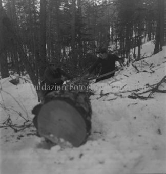 Bezeichnung Hülle: Bauern, Alltag, Brauchtum, Holzarbeiten im Winter
