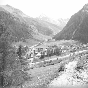 Blick auf Ravaisch vom Hang
