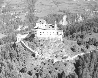 Luftaufnahme Schloss Tarasp