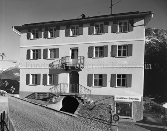 Haus mit «Invaliden-Boutique»