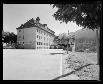 Schulhaus, Scuol