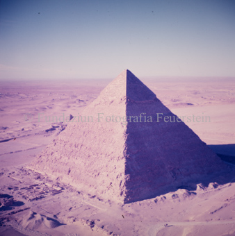Luftaufnahme Pyramide