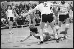 Szene an Hallenhandball-Match
