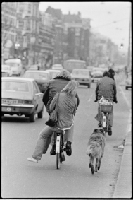 Mit dem Fahrrad unterwegs in der Stadt