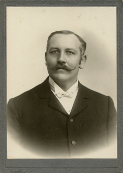 Oscar Nikles (1867-1930), Fotograf in Interlaken