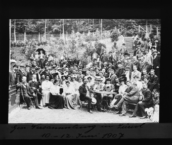 Gruppenfoto aus der Porträtserie des Schweizer Photographen Vereins 1894-1940