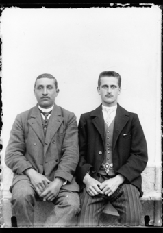 2 hommes
