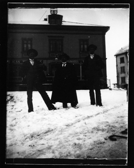 3 hommes