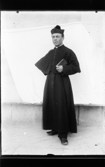 Ecclésiastique curé des Bois