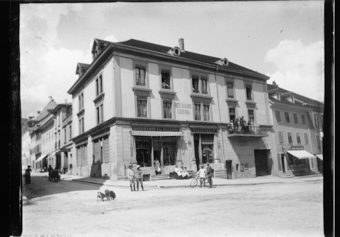 Restaurant central, boucherie Tschopp