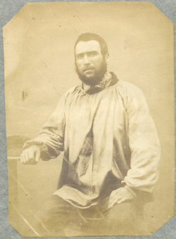 Maguenoune, Pierre
