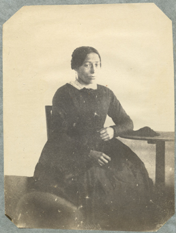 Pfister, Elisabeth Personalien: 27 Jahre alt, Beihälterin des Joseph Mai (alias Joseph May)