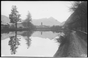Interlaken, an der Aare, Abendstimmung