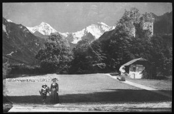 Ruine Unspunnen, Eiger, Mönch und Jungfrau
