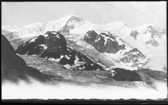 Sustenpass, Gwächtenhorn Thierberge