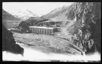 Andermatt, Kriegskaserne