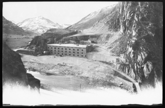 Andermatt, Kriegskaserne