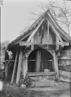 Brunnenhaus, Holzbau
