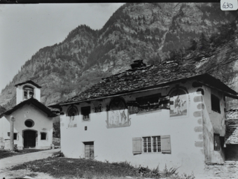 Gebäude, gemauert