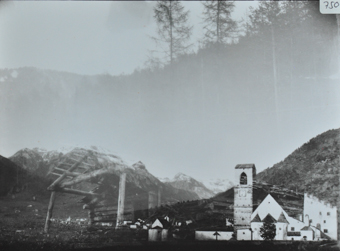 Alphütte Margum am Ofenpass und Ansicht von Münster