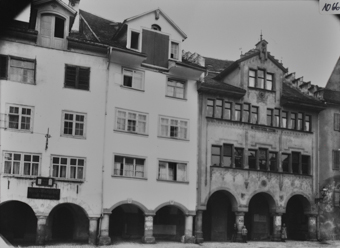 Mehrfach-Wohnhaus, Steinbau