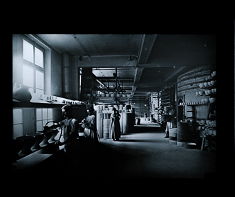 Gehört zu Dossier: Porzellan